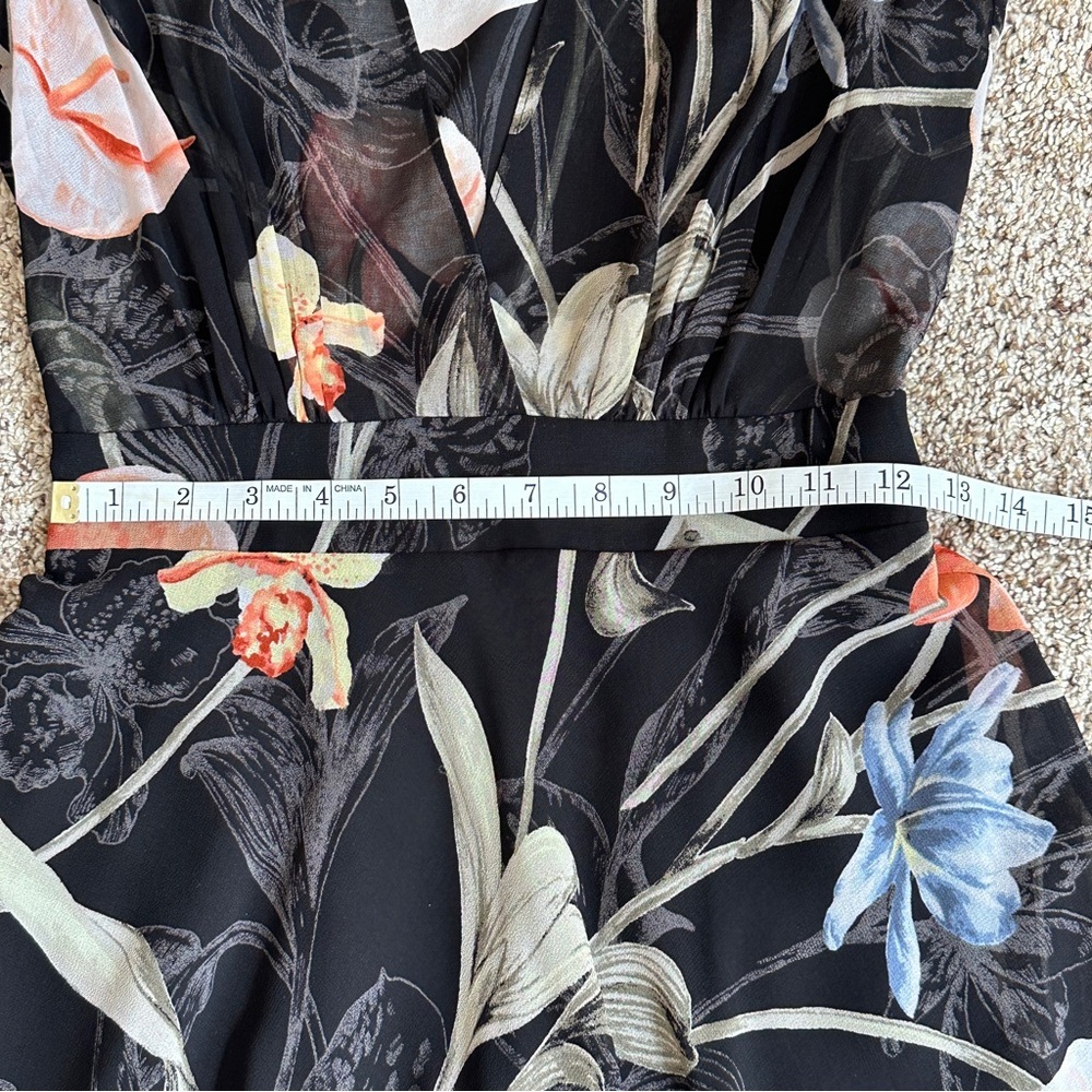 WHBM Fit Flare Dress Swing Feminine Flowy Black Floral Chifon Size 2 Sleeveless - Picture 9 of 15
